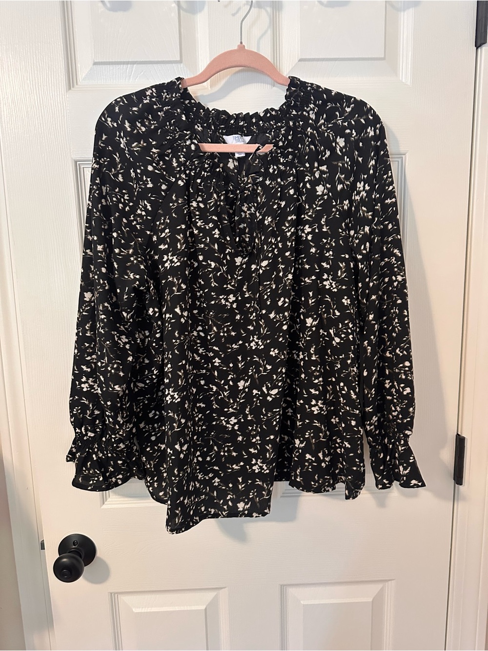 Time and Tru Black Floral Long-Sleeve Blouse